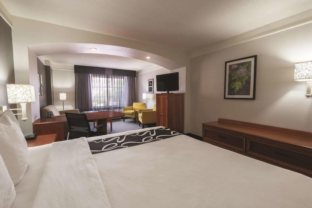 Hotel La Quinta By Wyndham San Antonio Airport Exterior foto